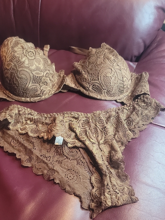 Gilligan & O'Malley Other - Gilligan & O'Malley Brown Lace Push-Up Bra and Lace Bikini Set